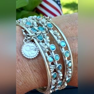 Jessica Simpson Set of 5 Bracelets, Turq/Aqua with tiny silver flowers